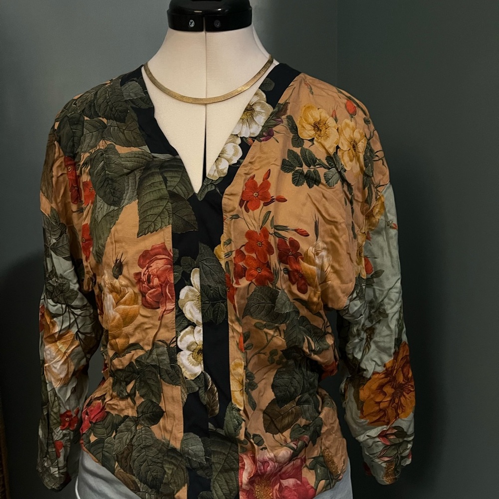 Farm Rio Floral Kimono Top